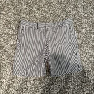 Tommy Hilfiger Women's Navy and White Striped Shorts